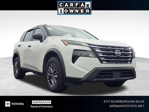 Used 2024 Nissan Rogue S AWD/4WD image 1