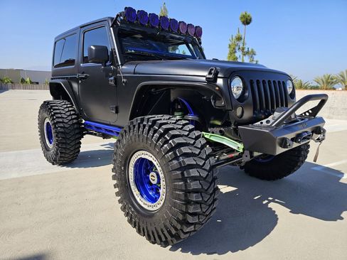 Used 2012 Jeep Wrangler Sport w/ Connectivity Group image 4