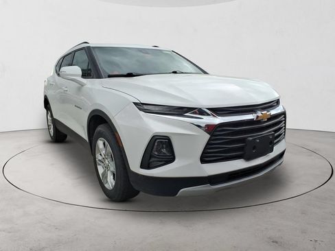Used 2021 Chevrolet Blazer LT AWD/4WD image 2