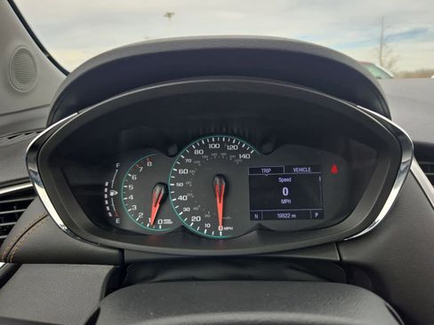 Used 2020 Chevrolet Trax LS image 29
