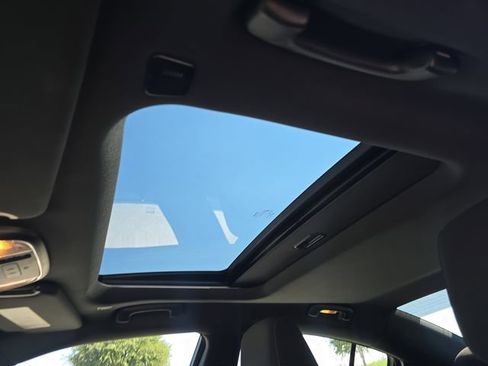 Used 2023 Dodge Charger Scat Pack w/ Harman/Kardon Audio Group image 28