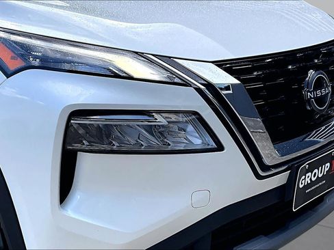 Used 2023 Nissan Rogue SV w/ SV Premium B Package FWD image 30