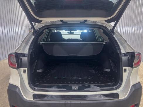 Used 2023 Subaru Outback Onyx Edition w/ Popular Package #2 image 5