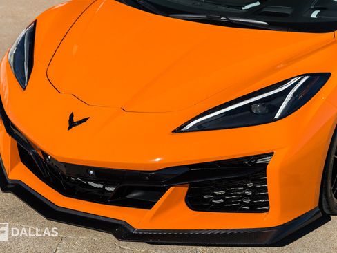 Used 2023 Chevrolet Corvette Z06 w/ Stealth Interior Trim Package image 6