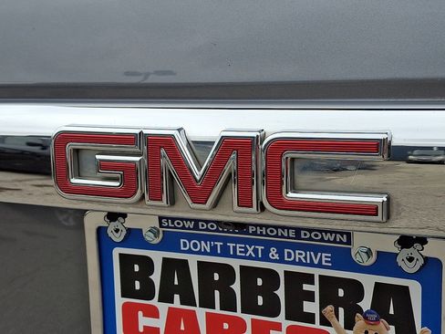 Used 2019 GMC Yukon Denali w/ Denali Ultimate Package AWD/4WD image 30