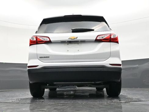 Used 2020 Chevrolet Equinox LS FWD image 24