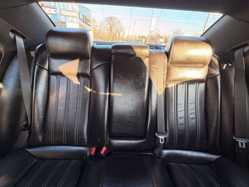 Used 2021 Chrysler 300 S image 16