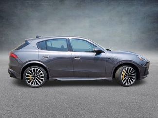 New 2023 Maserati Grecale Trofeo video 2