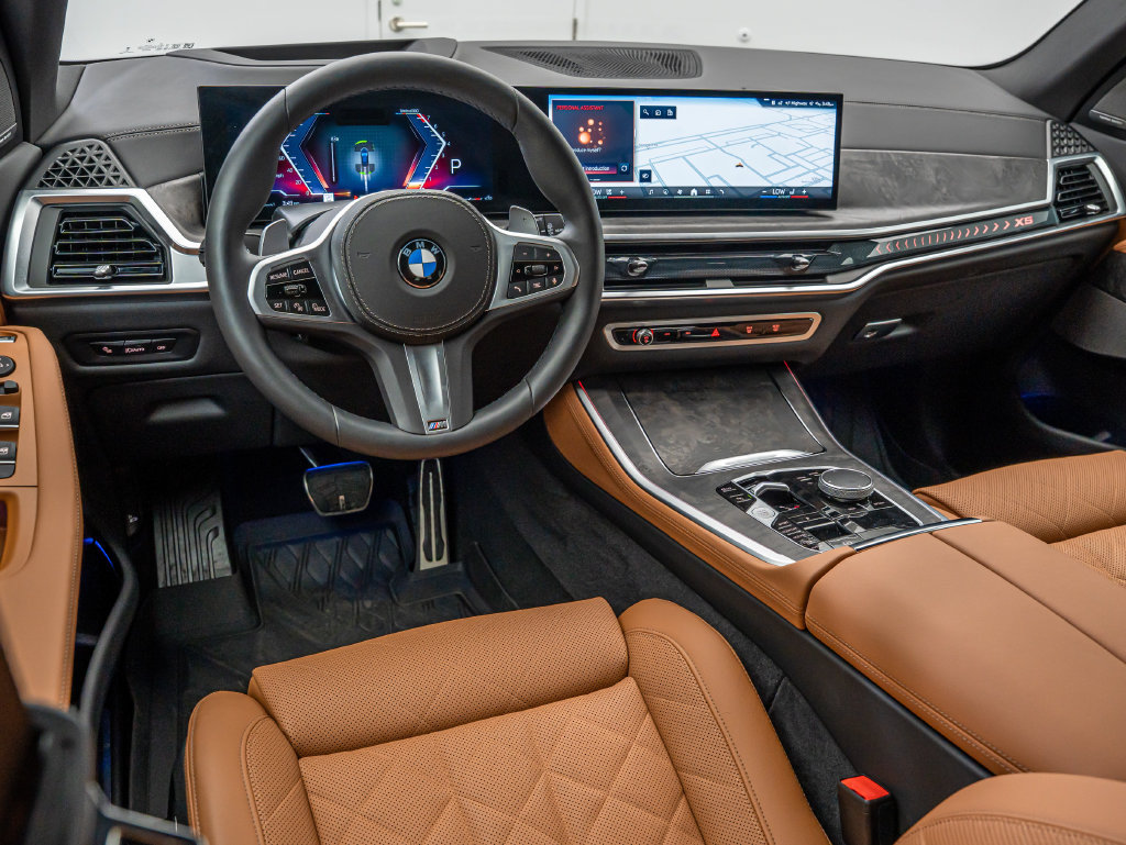 Used 2026 BMW X5 xDrive40i w/ M Sport Package AWD/4WD image 4