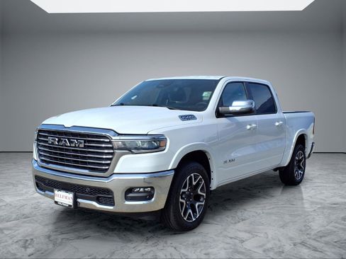 Used 2025 RAM 1500 Laramie image 4