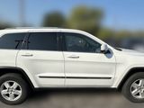 Used 2013 Jeep Grand Cherokee Laredo w/ Laredo E Group image 2