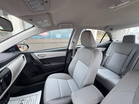 Used 2016 Toyota Corolla LE FWD image 14