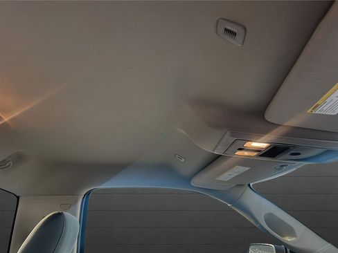 Used 2019 RAM 1500 Tradesman w/ Tradesman SXT Package image 10