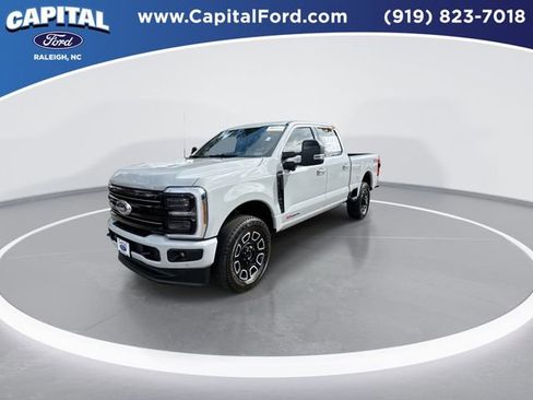 Certified 2025 Ford F250 Platinum image 4
