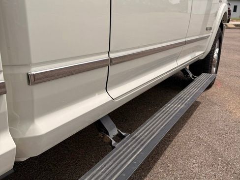 Used 2021 RAM 2500 Limited AWD/4WD image 16