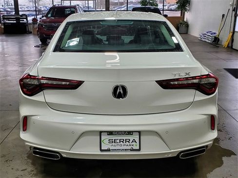 Certified 2023 Acura TLX w/ Technology Package image 5
