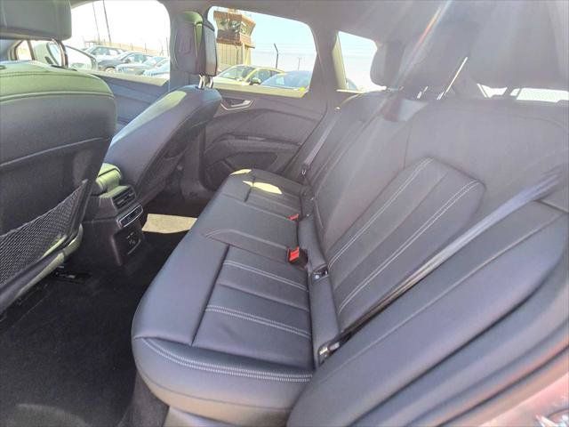 Used 2023 Audi Q4 e-tron Prestige w/ 20" Wheel Package AWD/4WD image 17