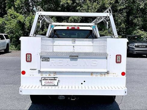 Used 2018 Chevrolet Silverado 3500 W/T AWD/4WD image 7
