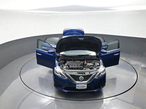 Used 2018 Nissan Sentra SV image 12