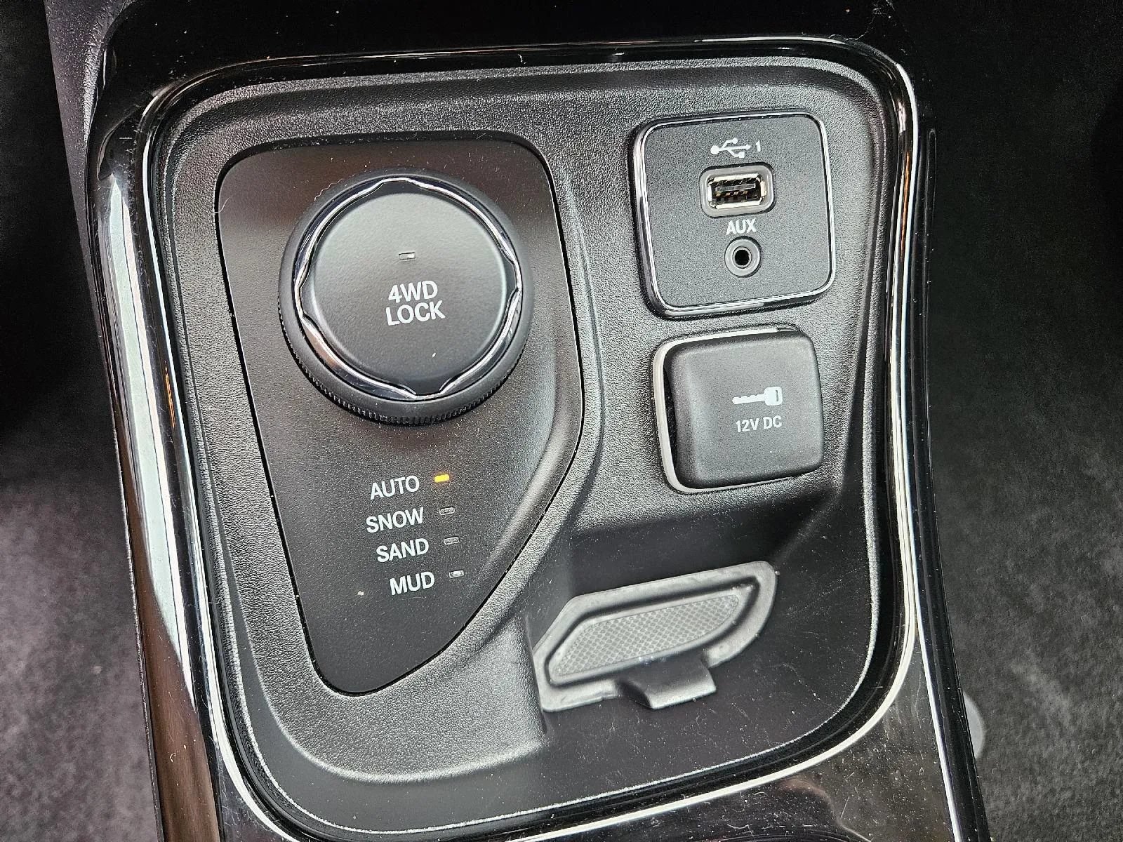 Used 2019 Jeep Compass Limited w/ Safety & Security Group AWD/4WD image 22