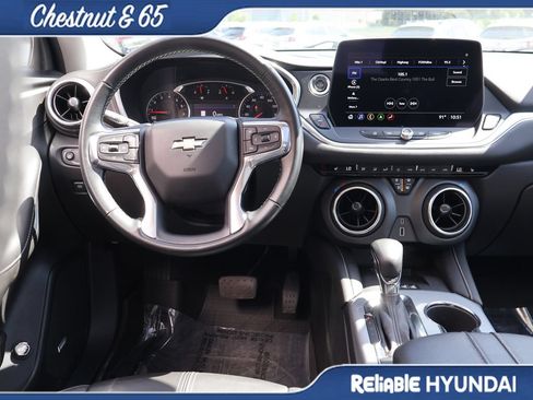 Used 2023 Chevrolet Blazer LT w/ Sound & Technology Package FWD image 20