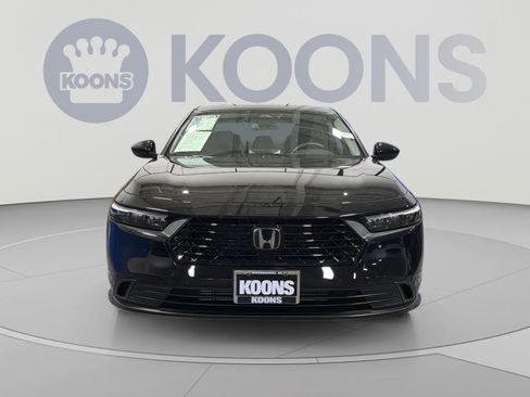 Used 2023 Honda Accord LX image 11