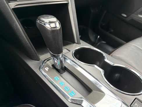 Used 2017 Chevrolet Equinox Premier w/ Enhanced Convenience Package image 20