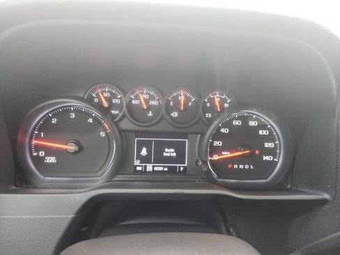 Used 2024 Chevrolet Silverado 3500 W/T image 23