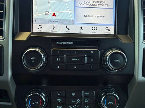 Used 2019 Ford F250 Lariat w/ Chrome Package AWD/4WD image 18