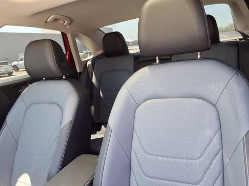 New 2026 Volkswagen Jetta SEL FWD image 10