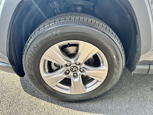 Certified 2024 Toyota RAV4 XLE w/ Convenience Package AWD/4WD image 25