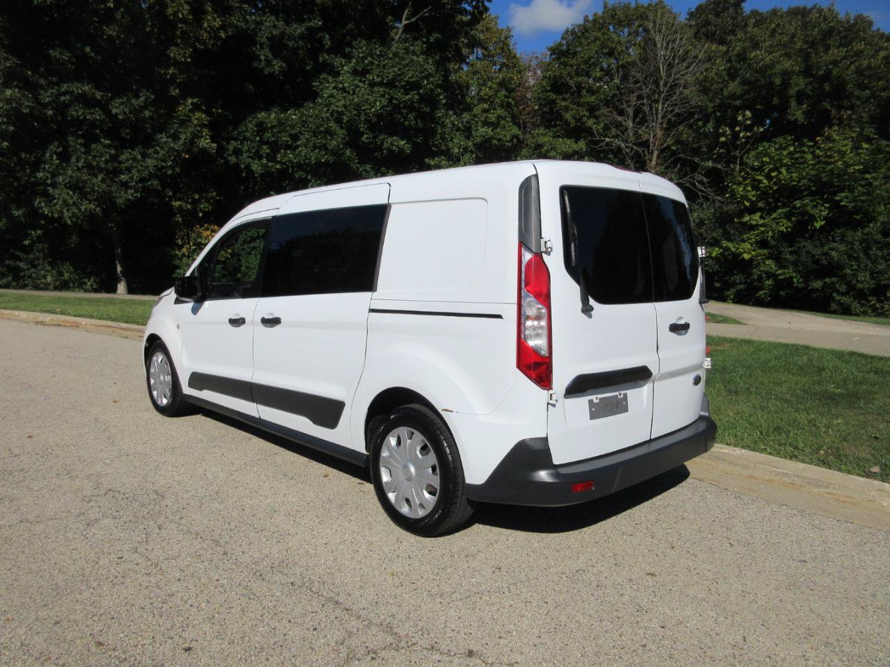 Used 2015 Ford Transit Connect XLT FWD image 25