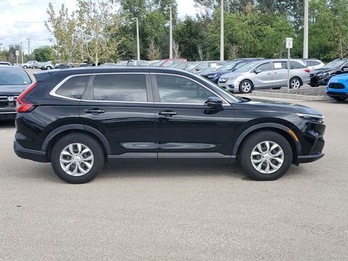 Certified 2023 Honda CR-V LX image 3