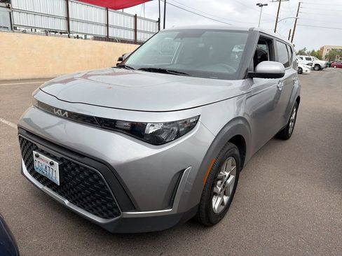 Used 2023 Kia Soul LX w/ Option Group 015 image 4