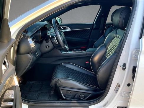 Used 2021 Genesis G70 3.3T w/ Sport Package RWD image 21
