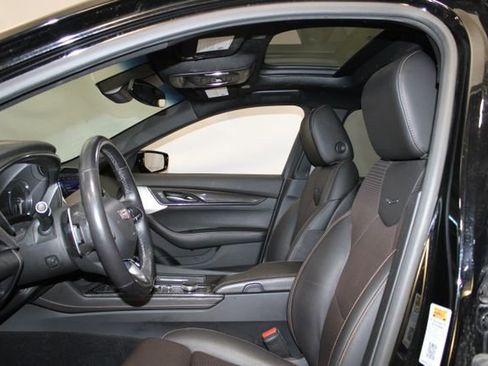 Used 2022 Cadillac CT5 Sport AWD/4WD image 4