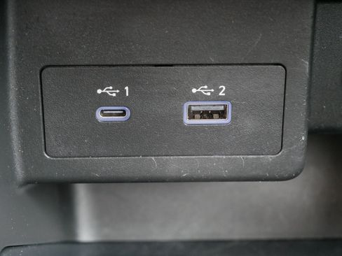 Certified 2023 Nissan Kicks SR image 29