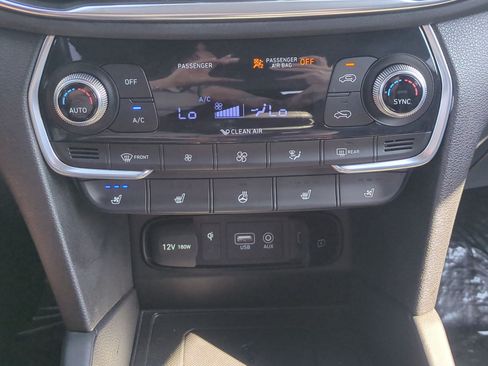 Used 2019 Hyundai Santa Fe AWD image 28