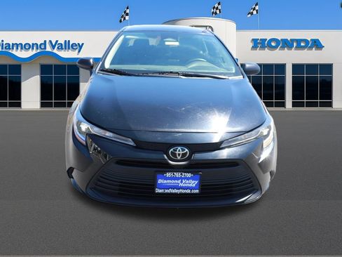 Used 2023 Toyota Corolla LE FWD image 2