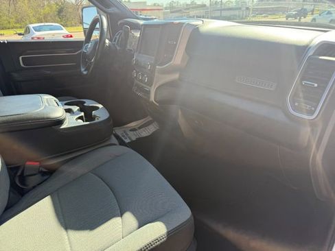 Used 2024 RAM 2500 Big Horn image 21