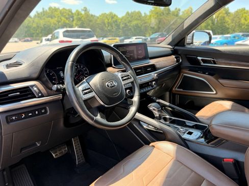Used 2021 Kia Telluride SX w/ SX Prestige Package AWD/4WD image 12