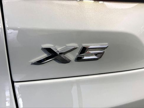 Used 2024 BMW X5 xDrive40i w/ M Sport Package image 10