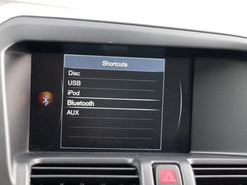 Used 2017 Volvo XC60 T6 Dynamic w/ Preferred Option Package AWD/4WD image 17
