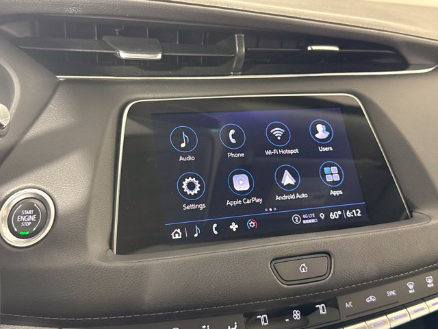 Used 2023 Cadillac XT4 Luxury w/ Cold Weather Package AWD/4WD image 22