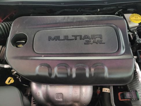 Used 2020 Jeep Cherokee Latitude Plus FWD image 30