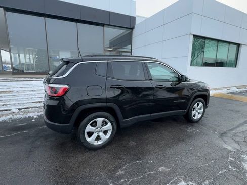 Used 2018 Jeep Compass Latitude w/ Popular Equipment Group image 8