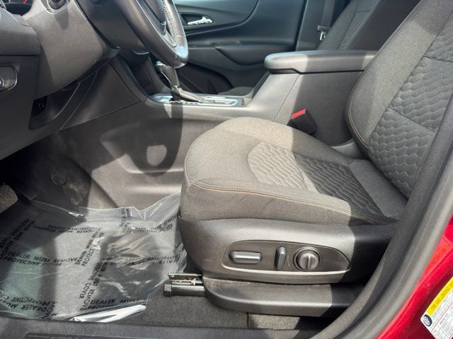 Used 2018 Chevrolet Equinox LT AWD/4WD image 5