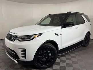 Used 2025 Land Rover Discovery Dynamic SE video 2