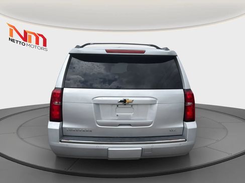 Used 2016 Chevrolet Suburban LTZ RWD image 4