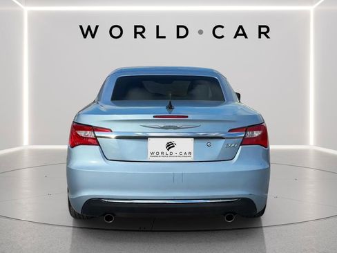 Used 2013 Chrysler 200 Limited FWD image 9
